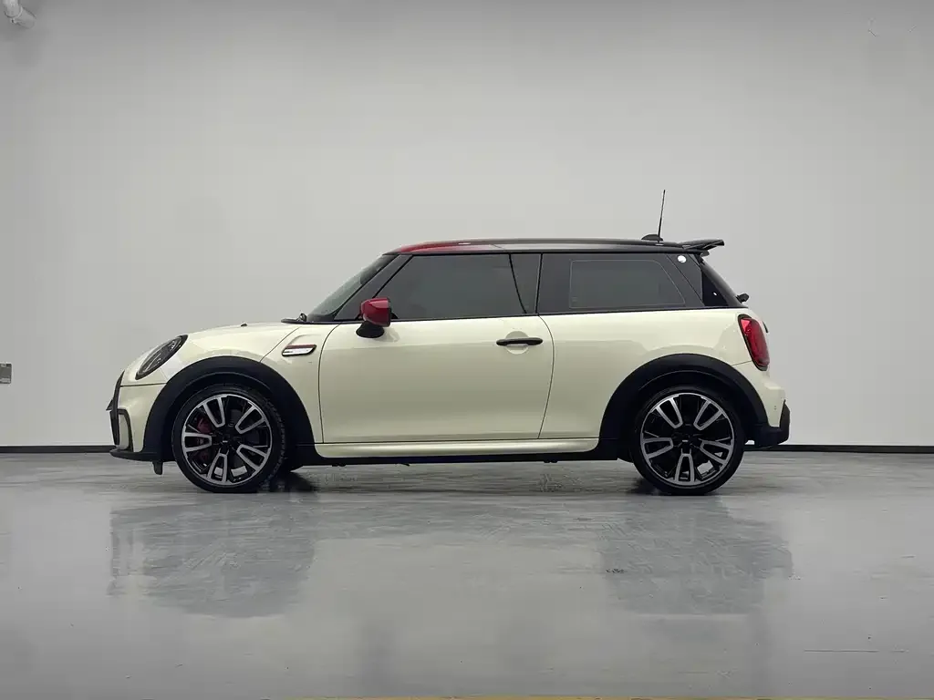 MINI JCW (John Cooper Works) — фото 4