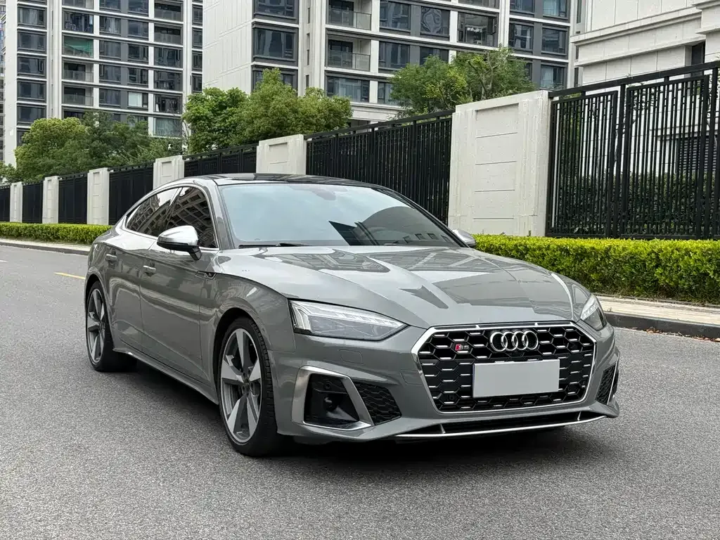 Audi S5 2021 из CN, фото 10