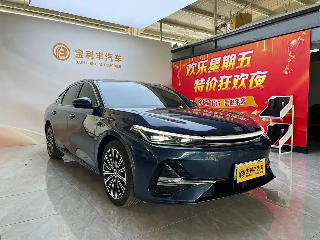 Geely Galaxy A7 — фото 2