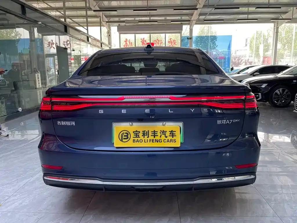 Geely Galaxy A7 — фото 9