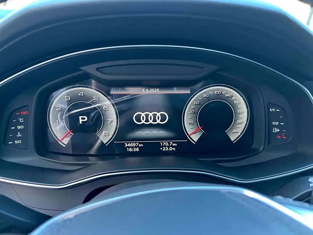 Audi A6L — фото 9