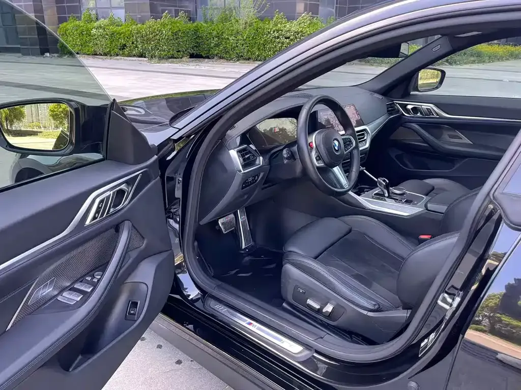 BMW 4 Series 2022 из CN, фото 8