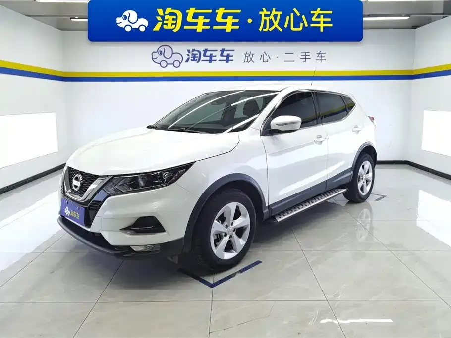 Nissan Qashqai — фото 1