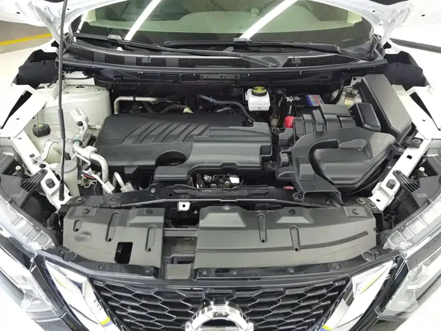 Nissan Qashqai — фото 10