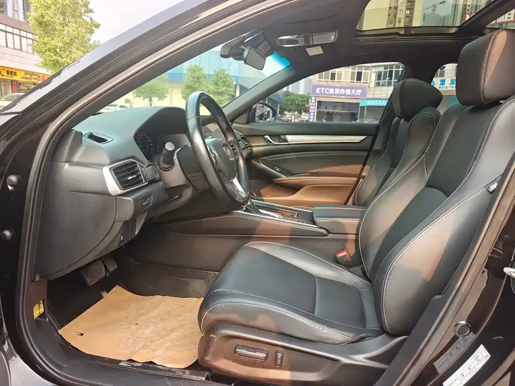 Honda Inspire — фото 10