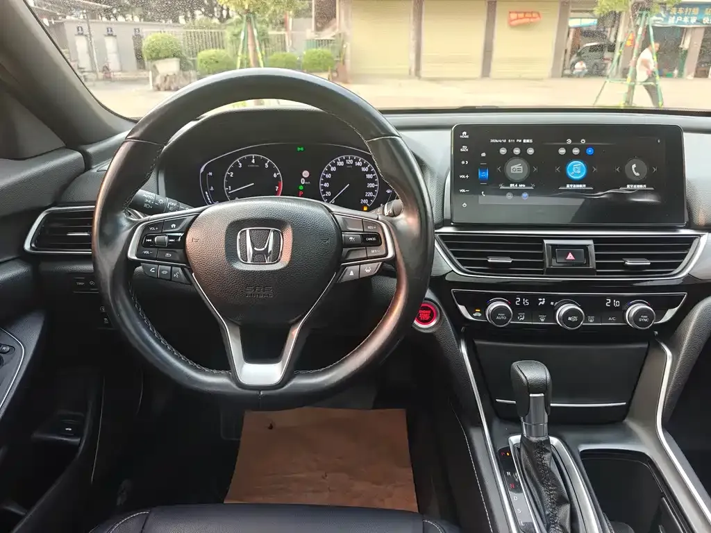 Honda Inspire — фото 6