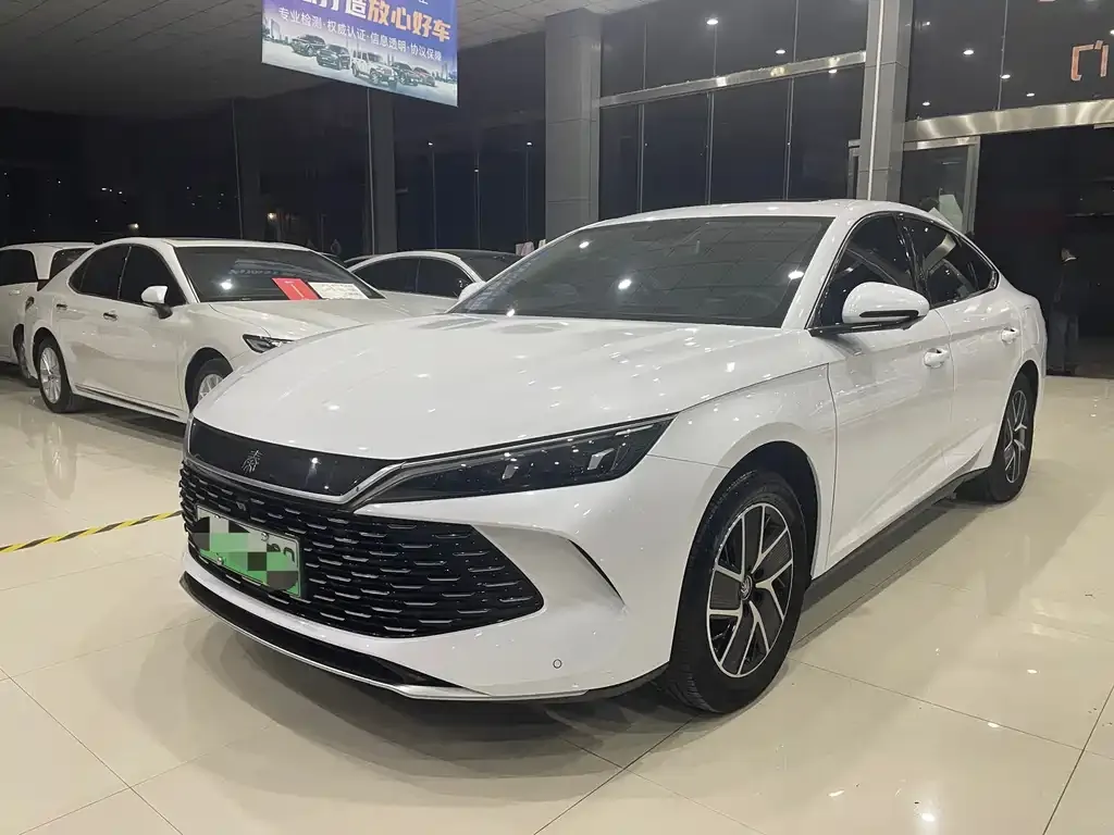 BYD Qin L — фото 1