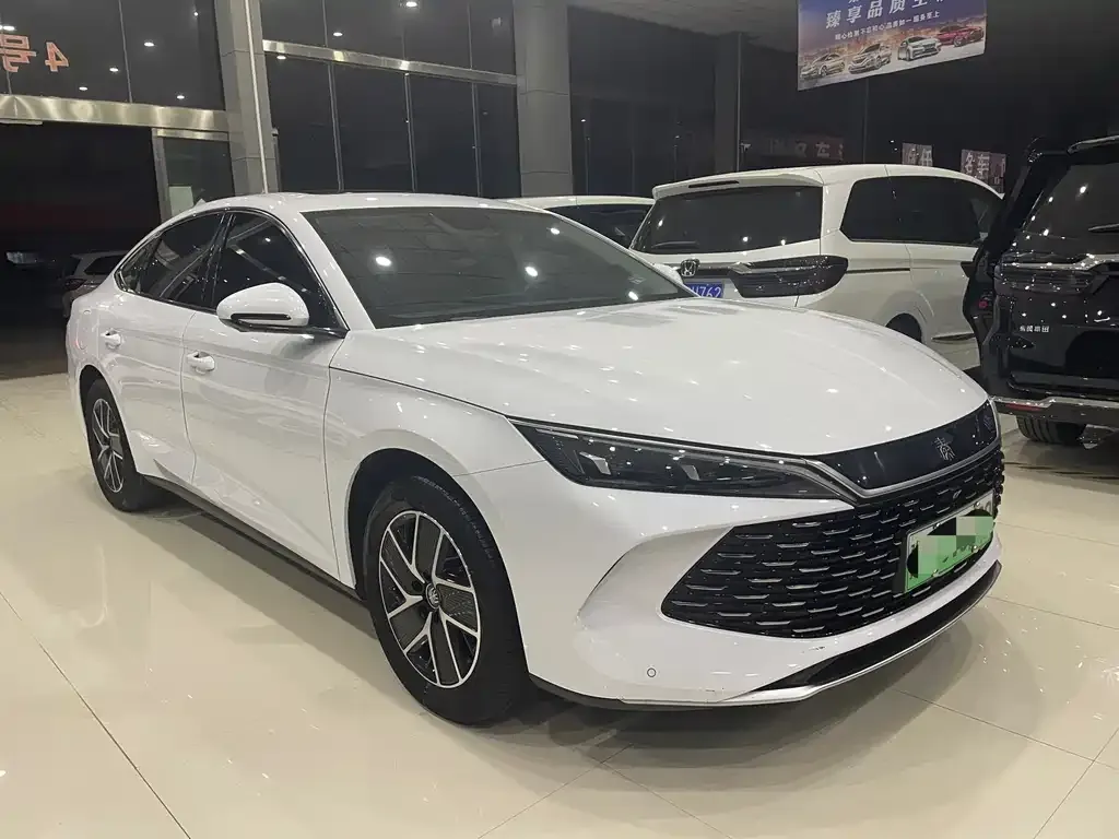 BYD Qin L — фото 4