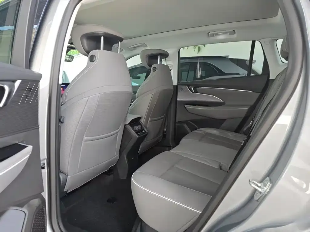 Buick E5 2023 из CN, фото 2