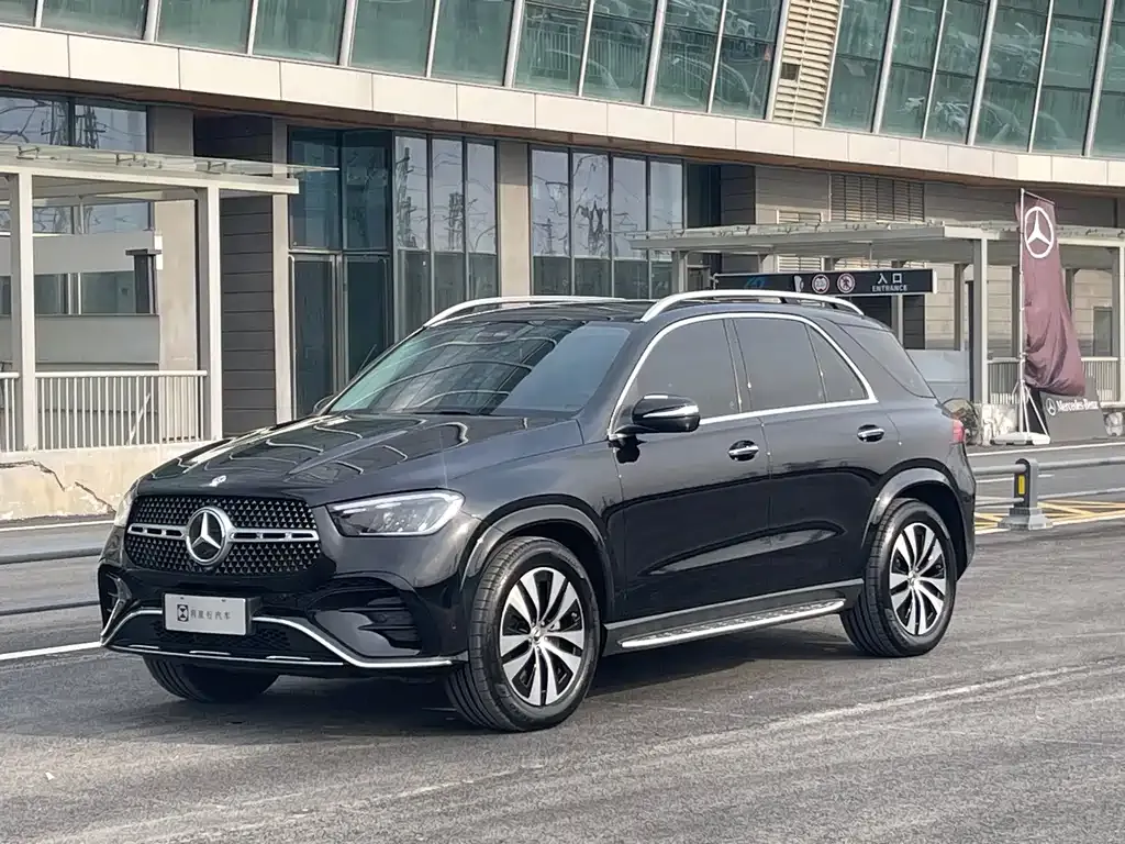 Mercedes-Benz GLE — фото 1