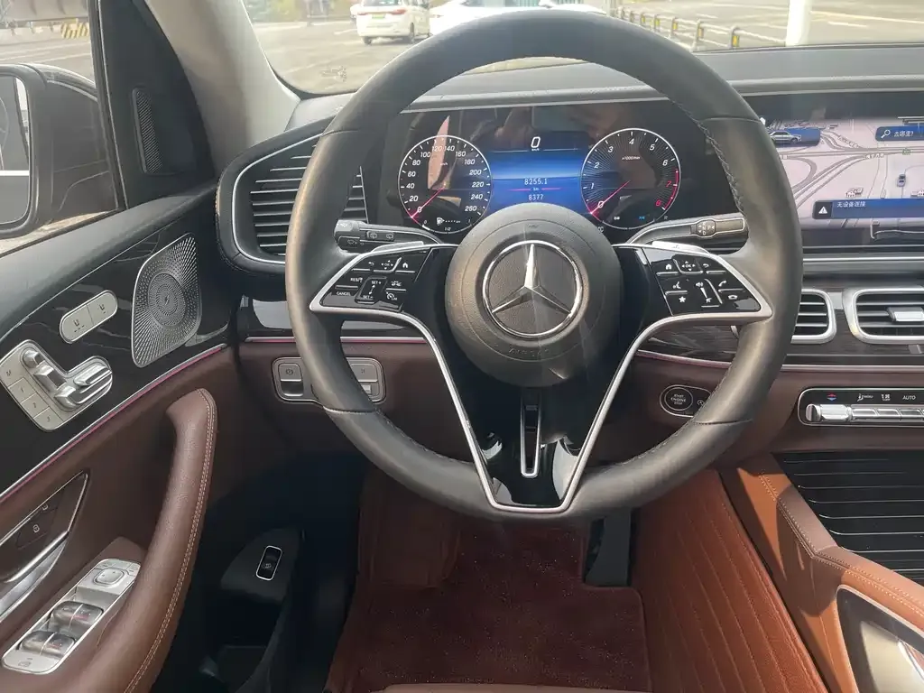 Mercedes-Benz GLE — фото 2