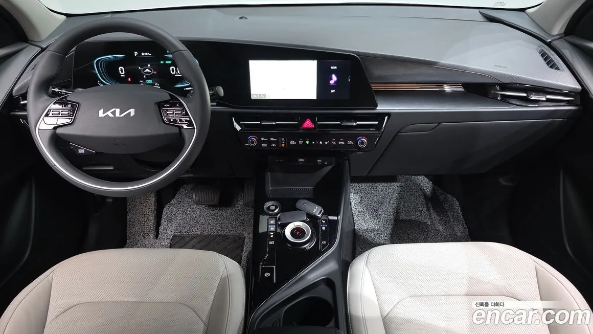 Kia Niro — фото 10