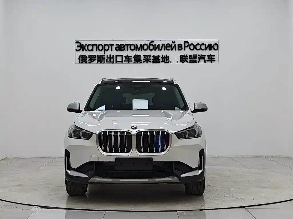 BMW X1 — фото 2