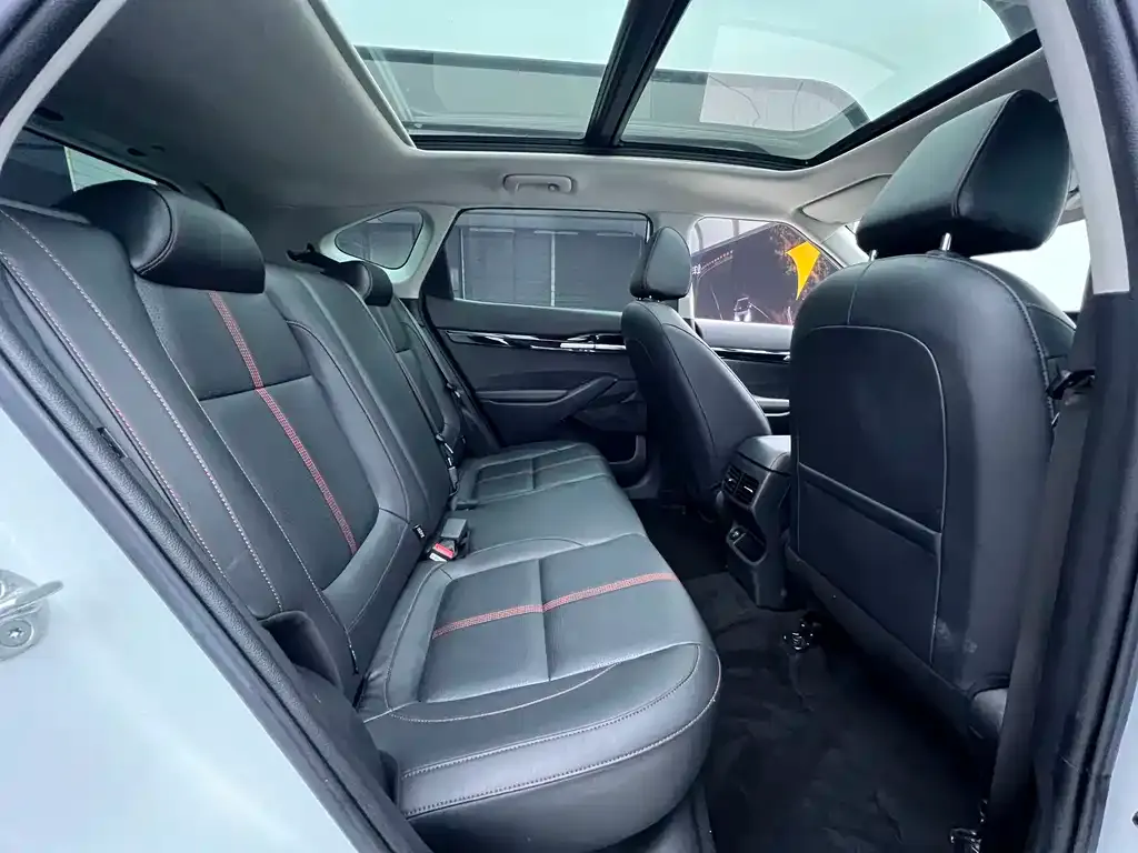 Kia KX3 — фото 10