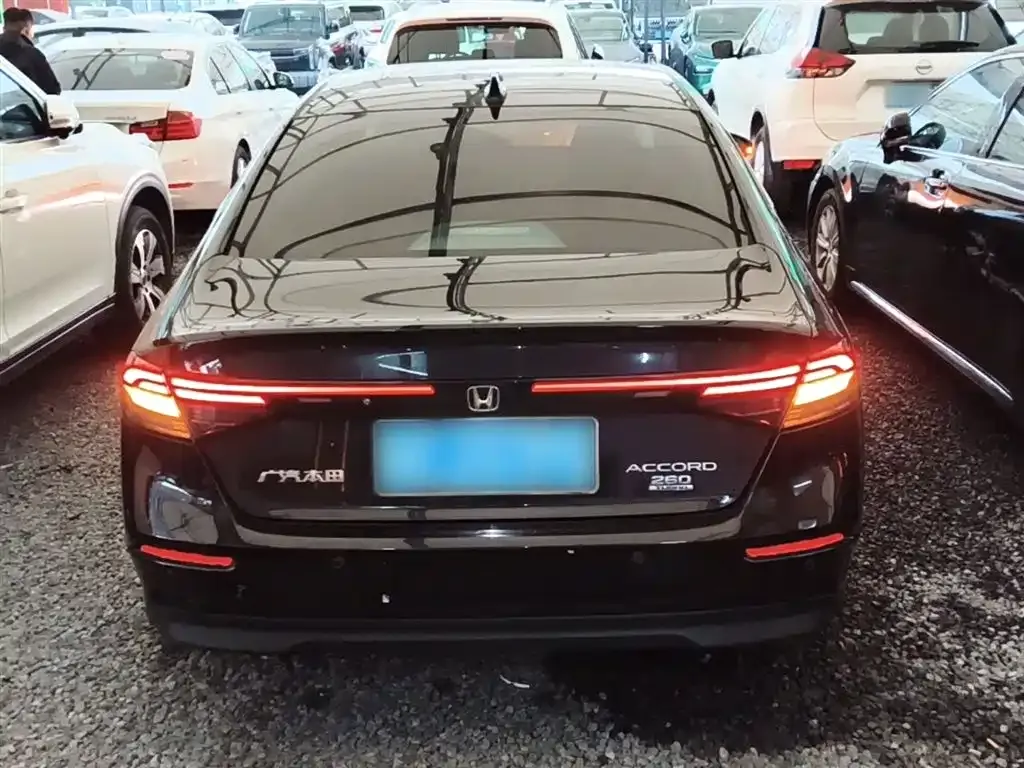 Honda Accord 2023 из CN, фото 4