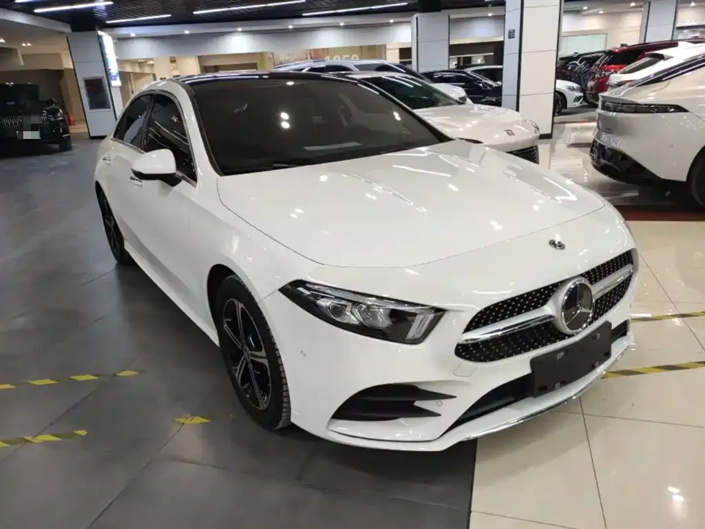Mercedes-Benz A-Class — фото 7