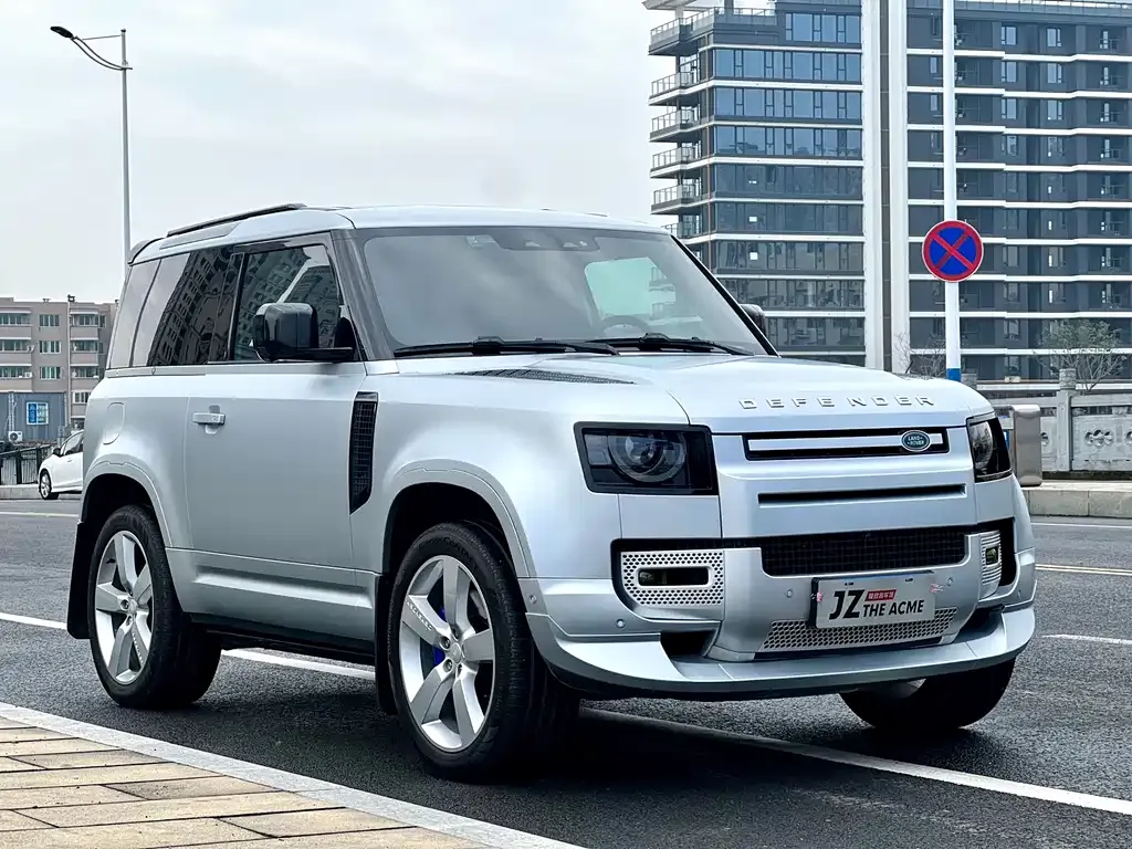 Land Rover Defender — фото 7