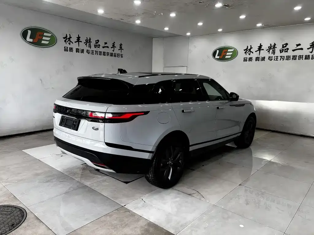 Land Rover Velar — фото 8