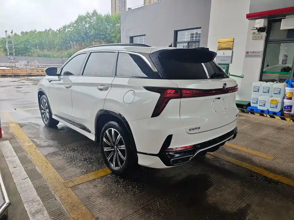 Changan CS75PLUS — фото 4