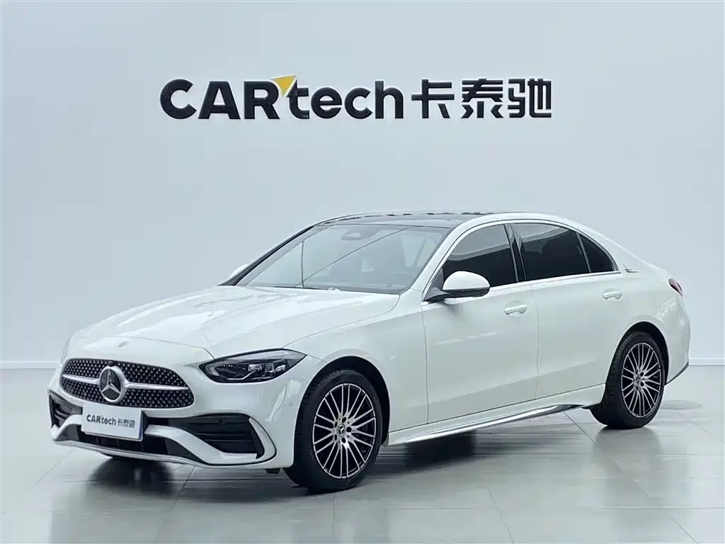 Mercedes-Benz C-Class — фото 1