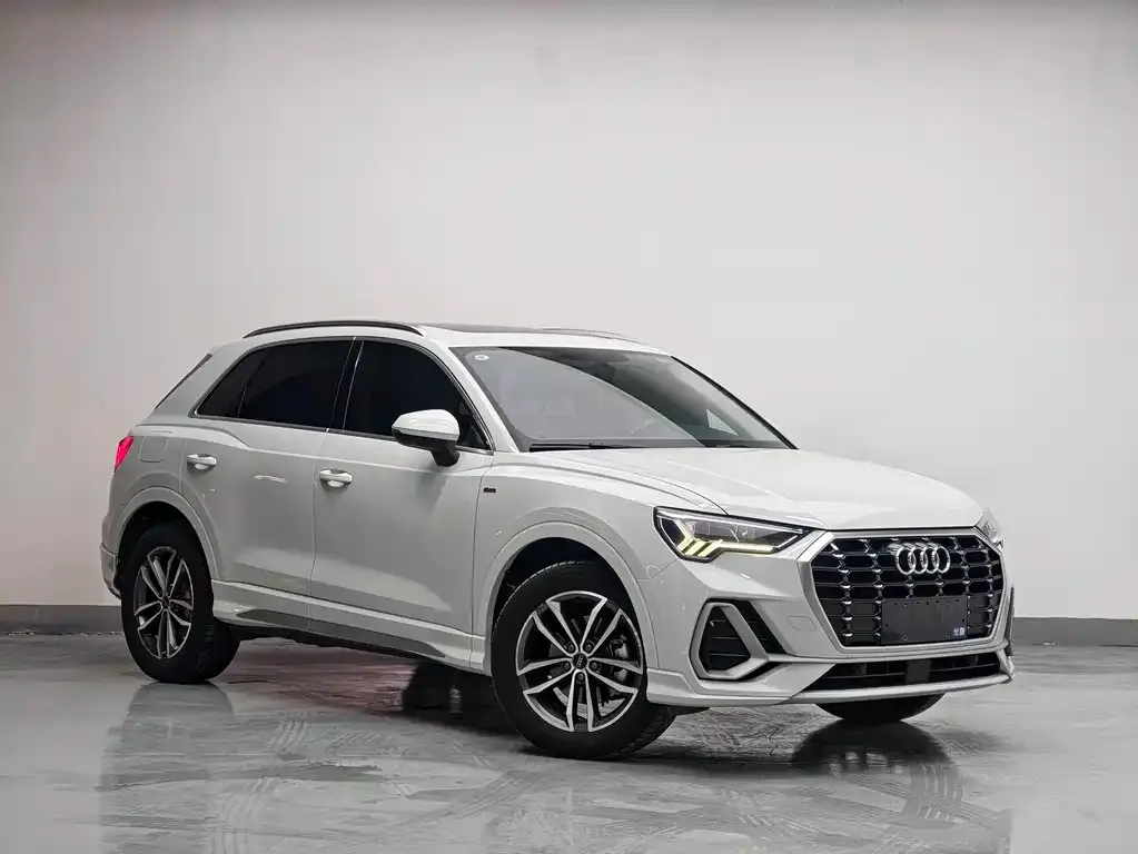 Audi Q3 — фото 2