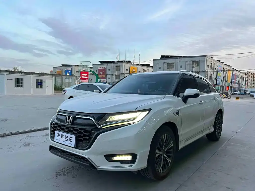 Honda UR-V — фото 1