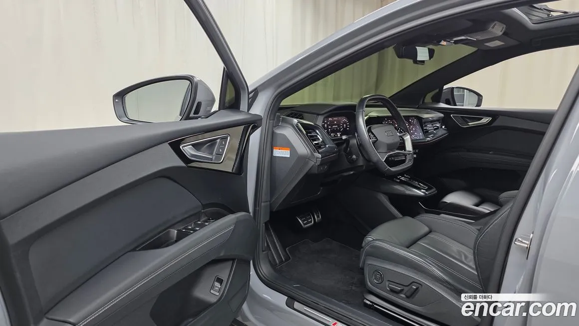 Audi Q4 e-tron 2023 из KR, фото 7