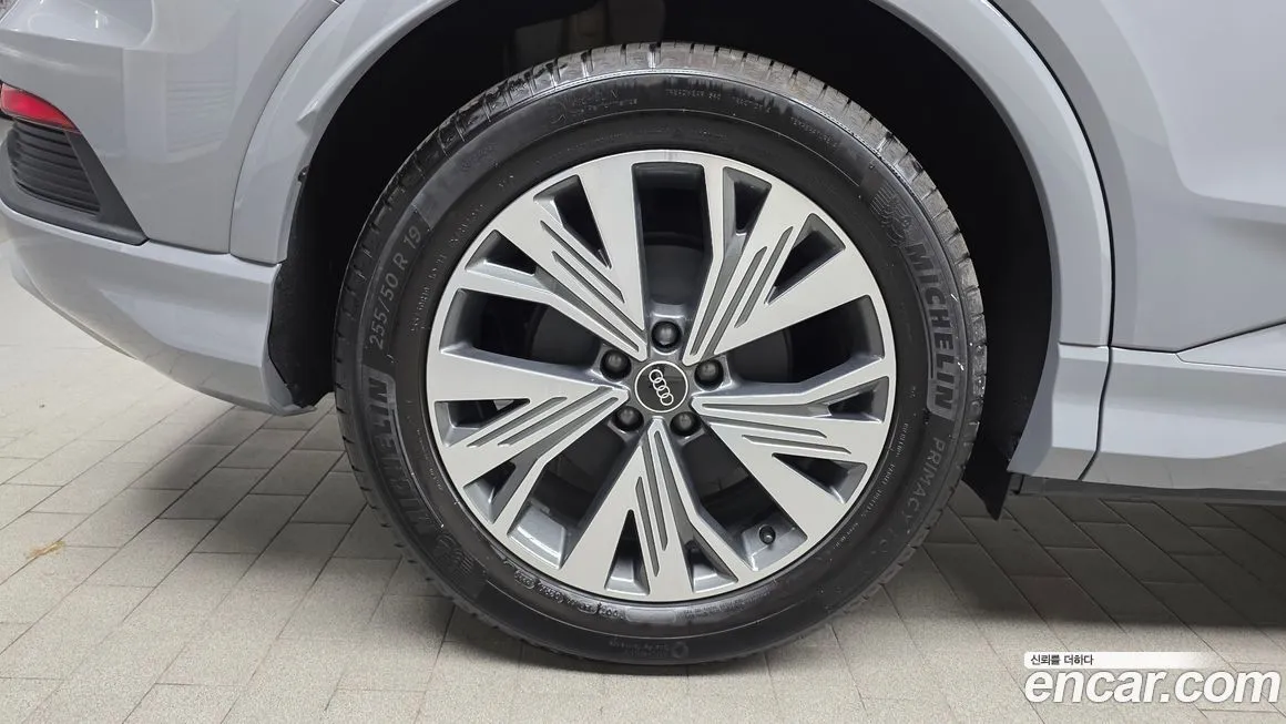 Audi Q4 e-tron 2023 из KR, фото 5