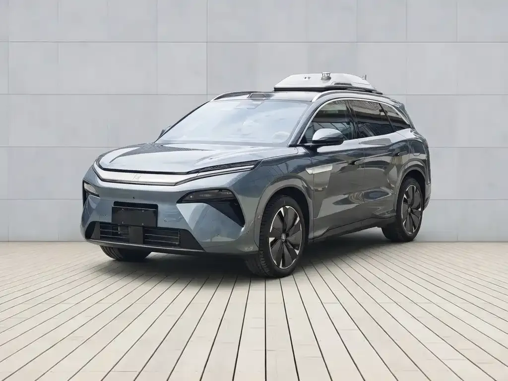 BYD Tang L — фото 1