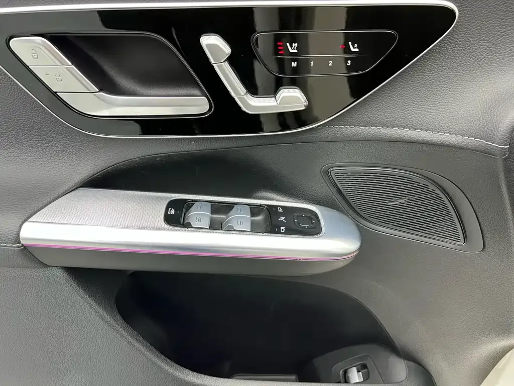 Mercedes-Benz EQE SUV 2025 из CN, фото 8