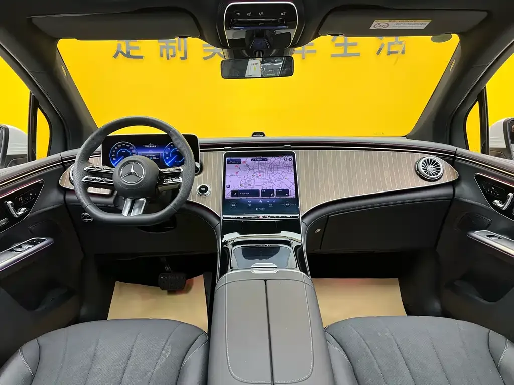 Mercedes-Benz EQE SUV 2025 из CN, фото 2