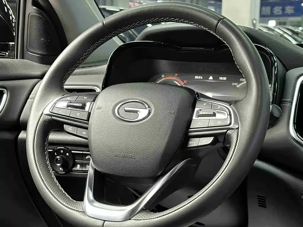GAC Motor Trumpchi GS8 — фото 8