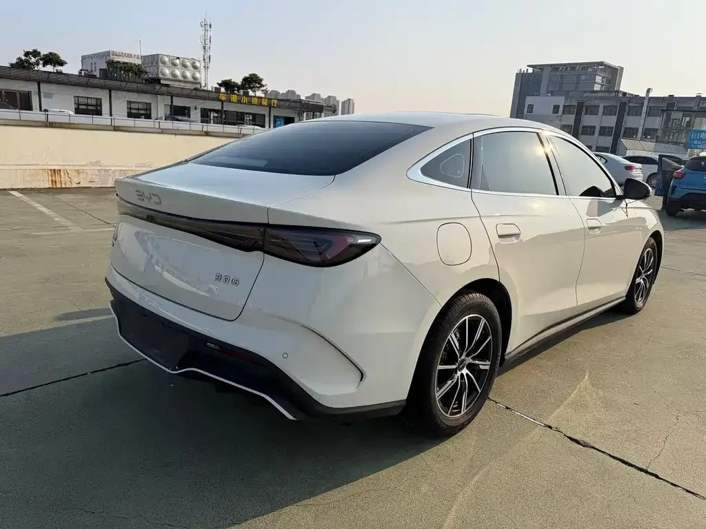 BYD Seal 06 — фото 2