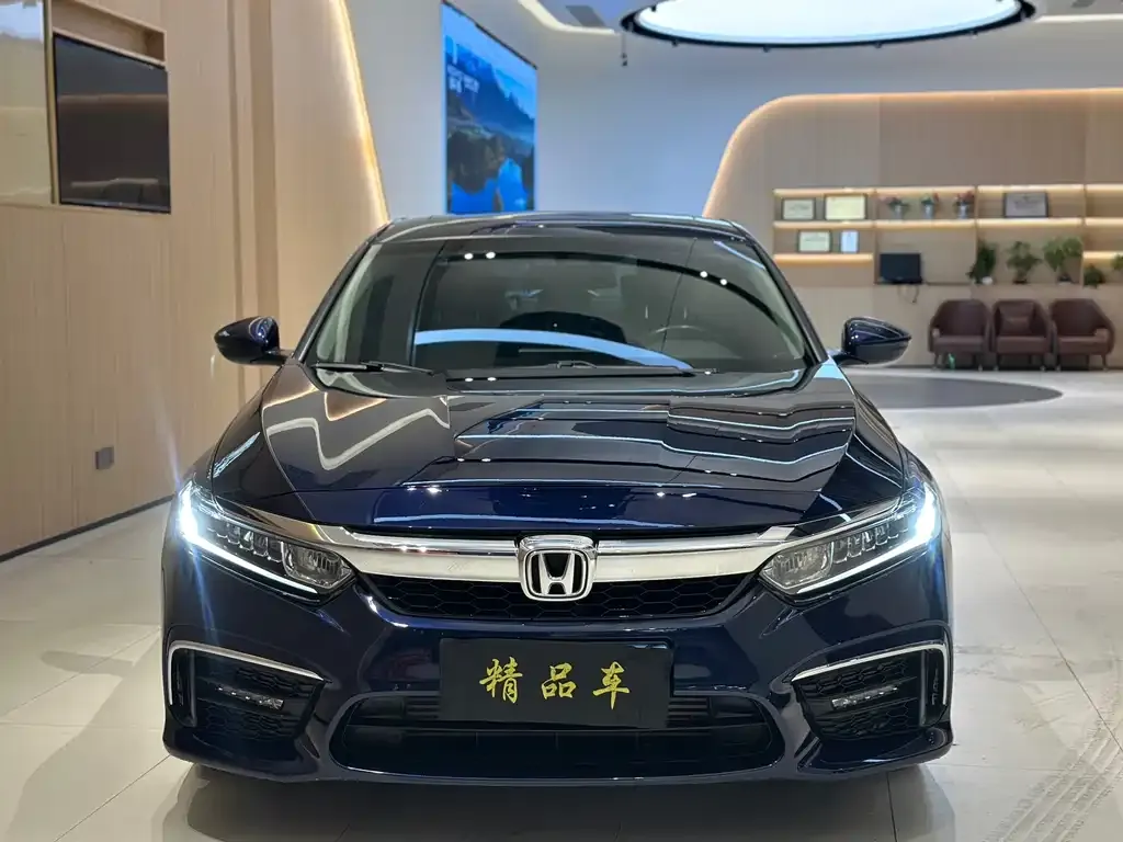 Honda Inspire — фото 2