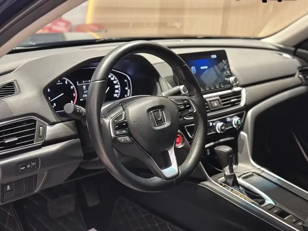 Honda Inspire — фото 5