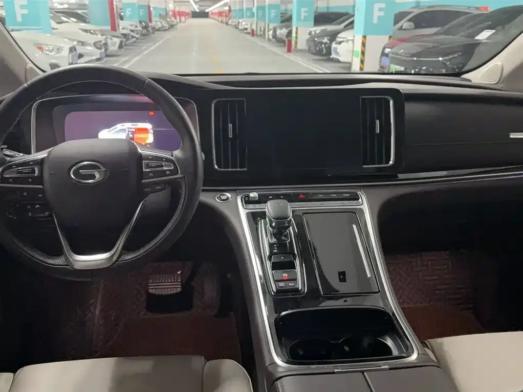 GAC Motor Trumpchi M8 — фото 10