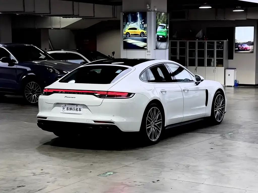 Porsche Panamera — фото 2