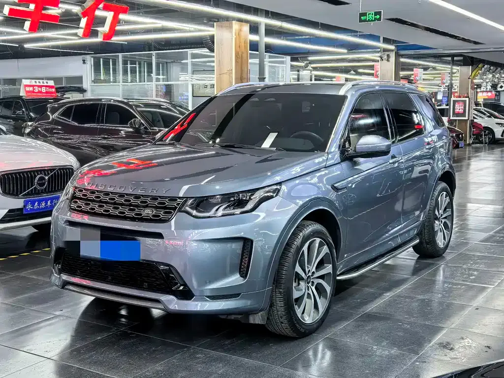 Land Rover Discovery Sport — фото 1