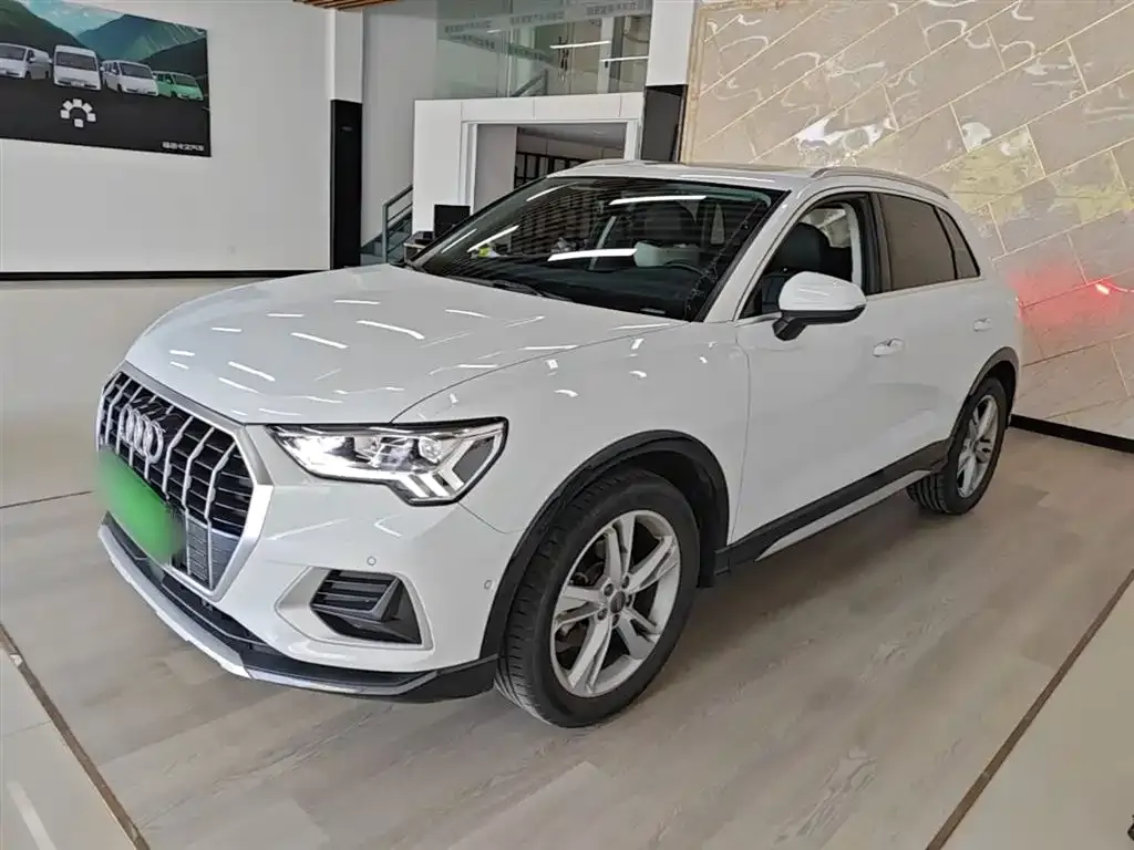 Audi Q3 — фото 2