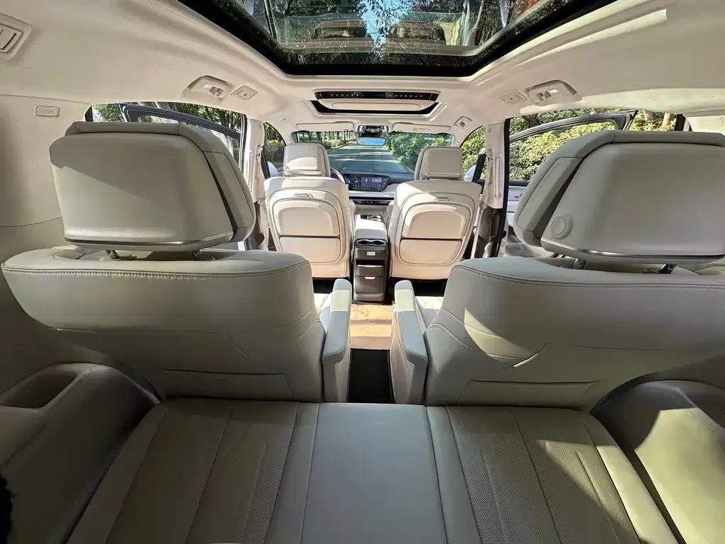 Buick GL8 Hybrid — фото 3
