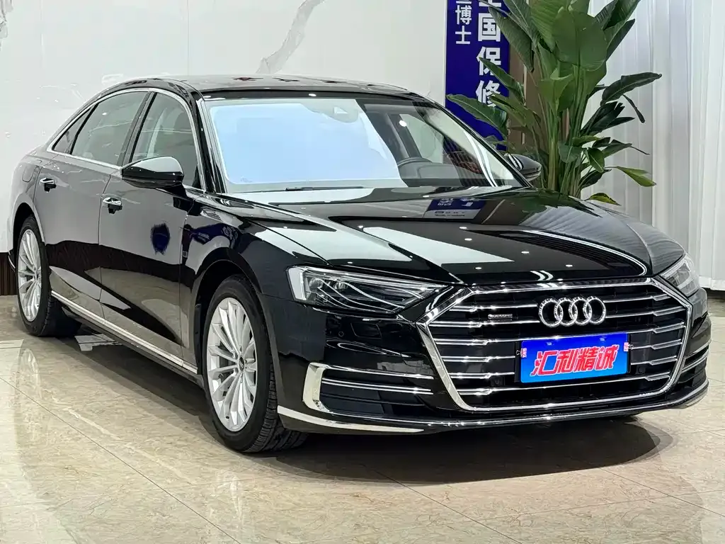 Audi A8 — фото 10