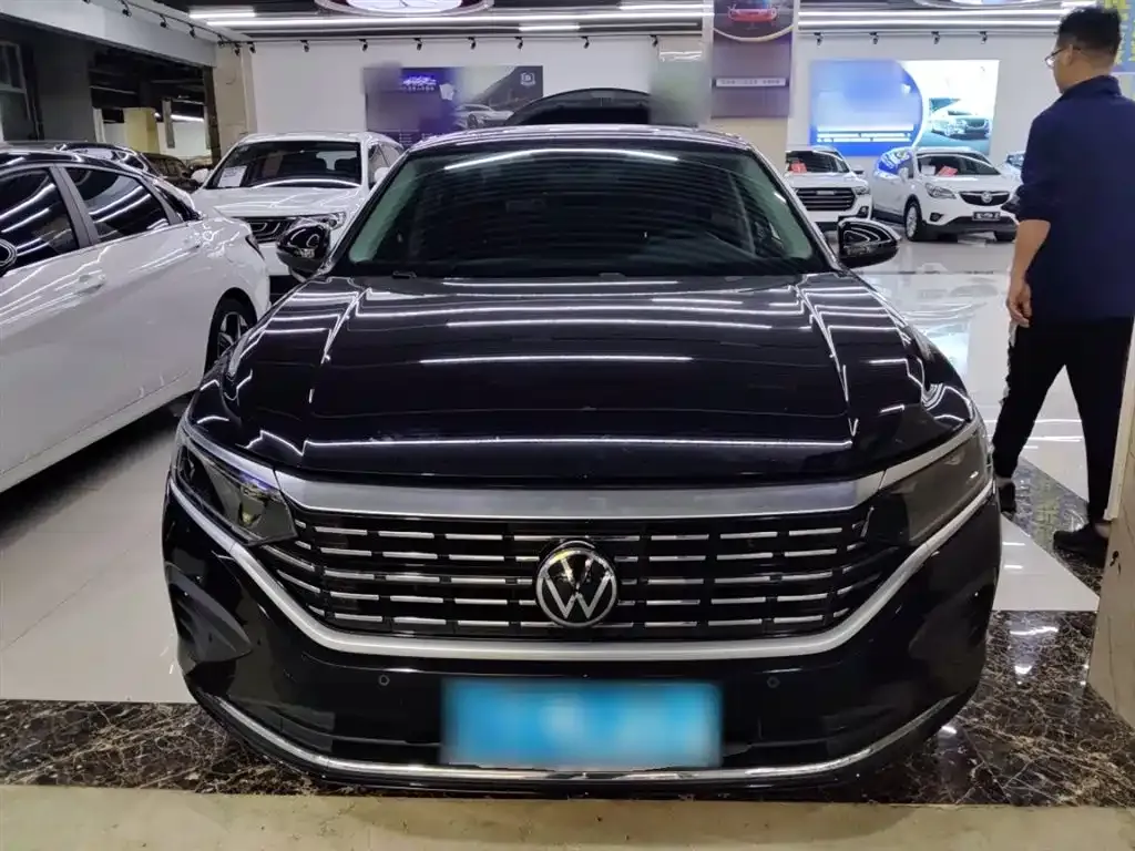 Volkswagen Passat — фото 3