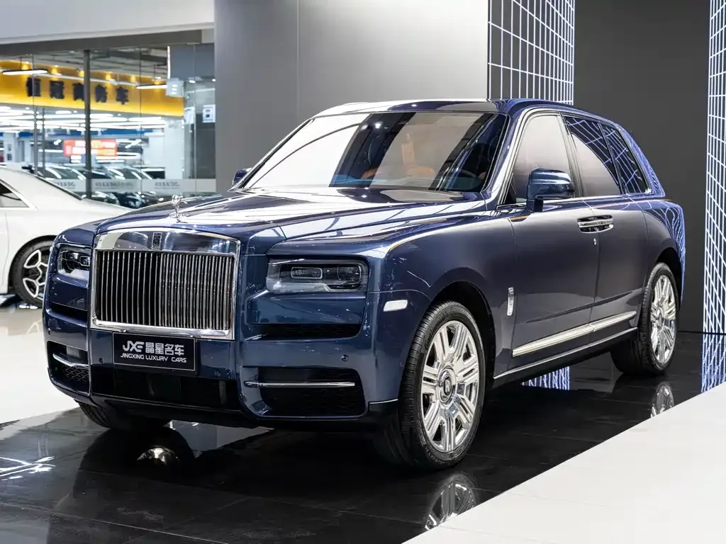 Rolls-Royce Cullinan — фото 1