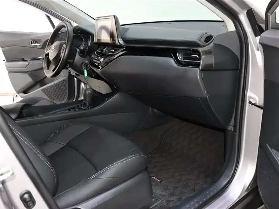 Toyota IZOA 2022 из CN, фото 10