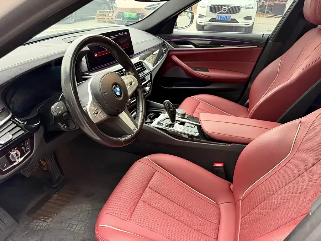 BMW 5 Series — фото 10