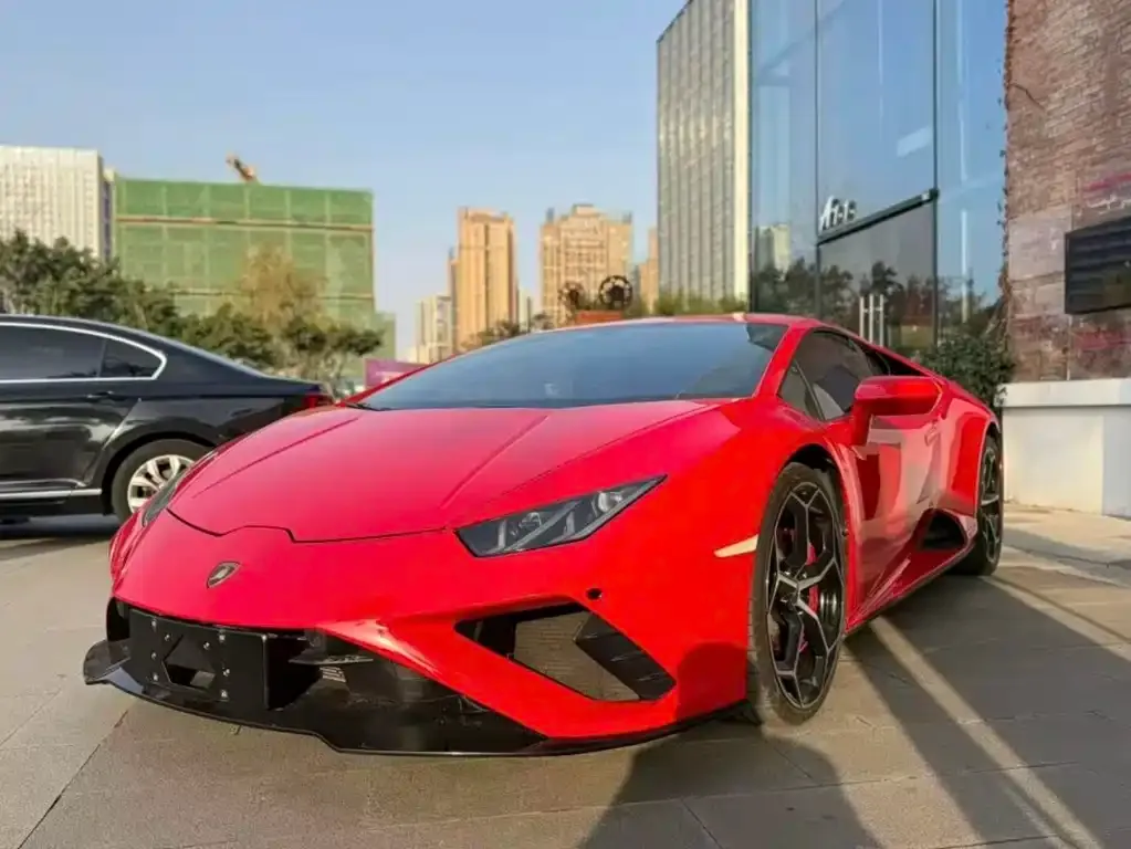 Lamborghini Huracan — фото 1
