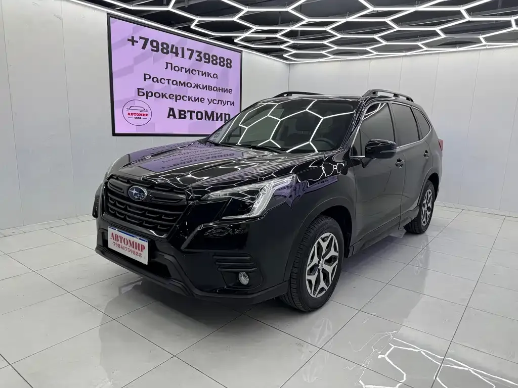 Subaru Forester — фото 1