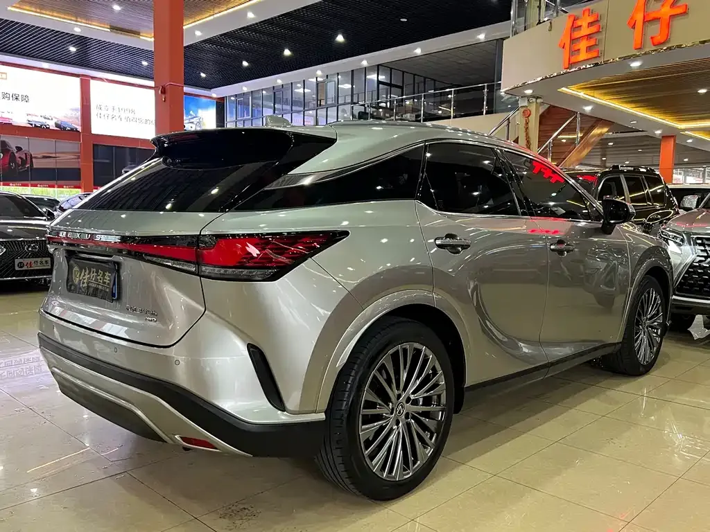 Lexus RX — фото 9