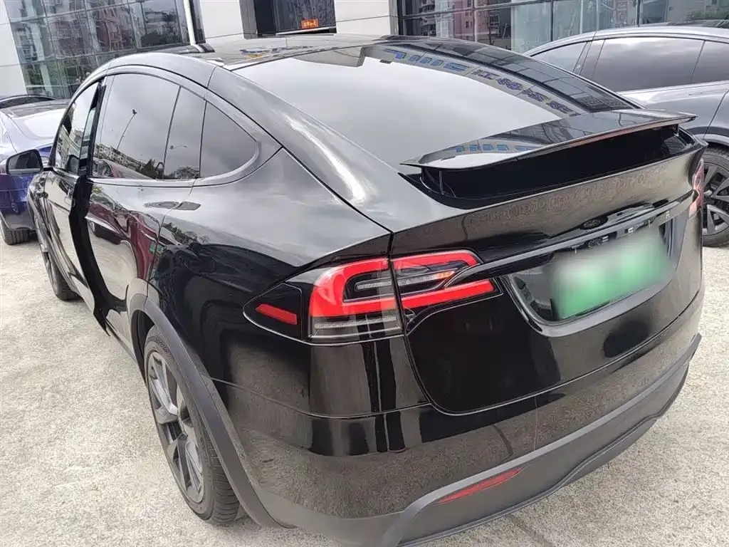 Tesla Model X 2023 из CN, фото 4