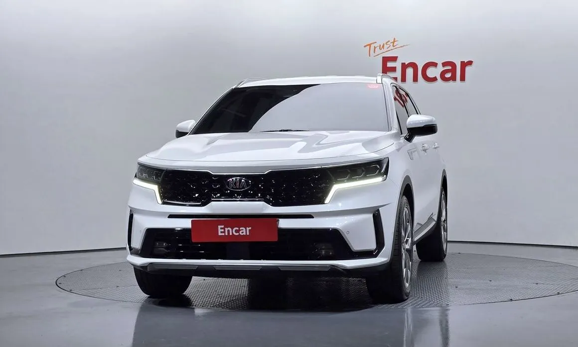 Kia Sorento — фото 6